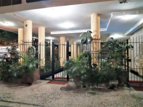 C116 - Quarto e sala em rua silenciosa e predioresidencial, Rio De Janeiro
